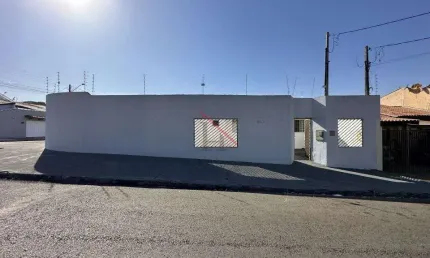 Casa com 3 quartos à venda no Jardim Império do Sol, Londrina  por R$ 430.000