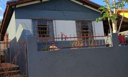 Casa com 2 quartos à venda no Santa Rita 1, Londrina  por R$ 220.000