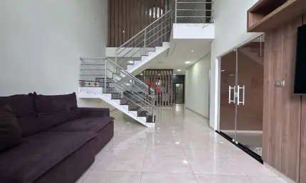 Casa com 4 quartos à venda no Santa Rita 1, Londrina  por R$ 1.080.000