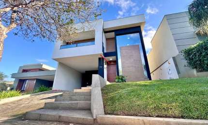 Casa em condomínio fechado com 3 quartos à venda no Esperança, Londrina  por R$ 3.180.000