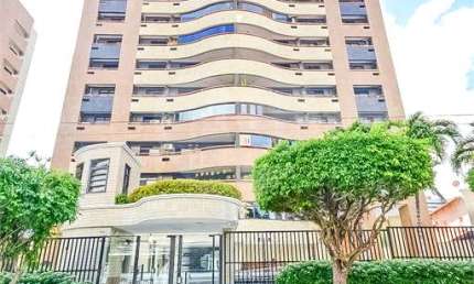 Apartamento com 3 quartos à venda em Patriolino Ribeiro - CE