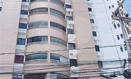 Apartamento com 3 quartos à venda em De Lourdes - CE