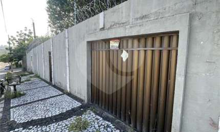 Casa com 3 quartos à venda na Rua Deputado Flávio Marcílio, de Lourdes, Fortaleza