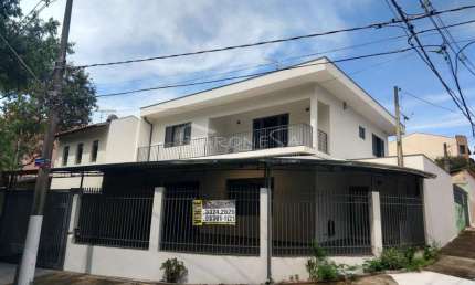 Casa com 3 quartos à venda na Maura Toledo Siqueira, 000, Residencial Burato, Campinas, 298 m2 por R$ 950.000