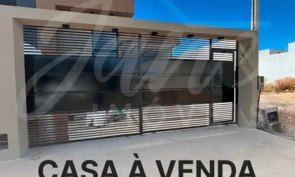 Casa com 3 quartos à venda na Rua Castro Alves, Centro, Luís Eduardo Magalhães