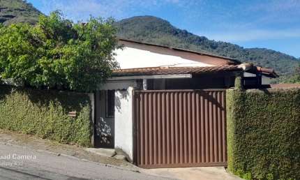 Casa com 3 quartos à venda no Quarteirão Brasileiro, Petrópolis 