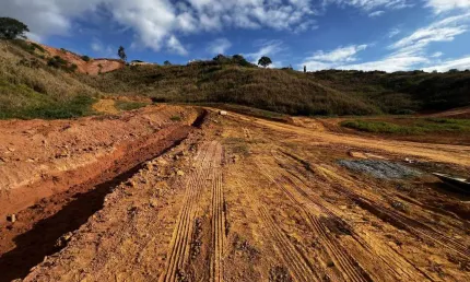 Terreno à venda no Jardins, Santana do Paraíso 