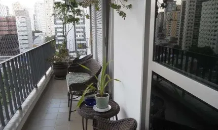 Apartamento com 4 quartos à venda na Rua Juquis, Moema, São Paulo