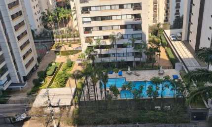Apartamento com 3 quartos para alugar na Avenida Jandira, Moema, São Paulo