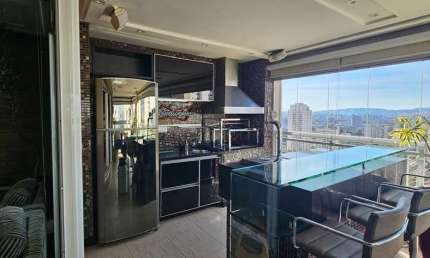 Apartamento com 4 quartos para alugar na Rua Fábia, 517, Vila Romana, São Paulo