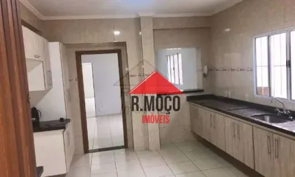Sobrado com 4 dormitórios à venda, 220 m² por R$ 950.000,00 - Vila Bertioga - São Paulo/SP