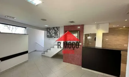 Excelente oportunidade para investidores! 6 imóveis, sendo 1 comercio de 3 andares