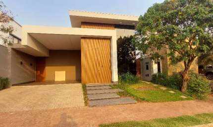 Casa em condomínio fechado com 3 quartos à venda na Rua Osvaldo Alves de Oliveira, 25, Estância dos Ipês, Uberaba