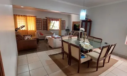Casa com 3 quartos à venda no Olinda, Uberaba 