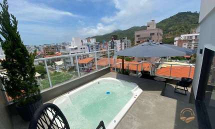 Cobertura com 3 dormitórios à venda, 160 m² por R$ 2.200.000,00 - Praia de Palmas - Governador Celso Ramos/SC