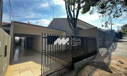 Casa com 3 quartos para alugar na Rua Tókio, 94, Jardim Imperial II, Maringá