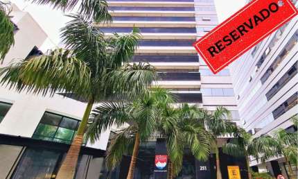 Apartamento com 1 quarto para alugar na Rua da Glória, 251, Centro Cívico, Curitiba por R$ 2.000