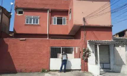 Prédio 2 andares com 4 unidades, 320,00m², à venda em São João de Meriti, São Mateus