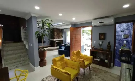 Casa com 3 quartos à venda na Rua Guatambu, 271, Hípica, Porto Alegre
