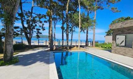 Sobrado com 4 dormitórios à venda, 300 m² por R$ 7.900.000,00 - Praia de Juqueí - São Sebastião/SP