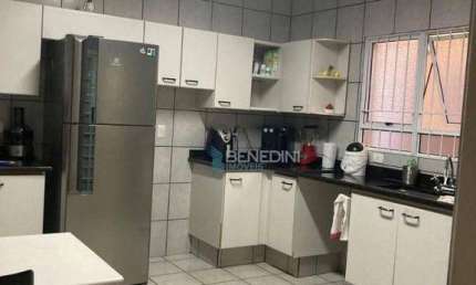 Casa sobrado de 284m² com 03 suites à venda - Jardim Califórnia
