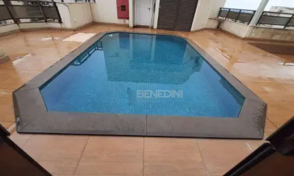 Cobertura com 4 Quartos e 6 banheiros à Venda, 458 m² por R$ 600.000