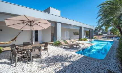 Casa com 5 dormitórios à venda, 343 m² por R$ 2.600.000 - Residencial Enseada da Fronteira - Rifaina/SP