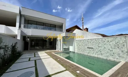Rio Mar Casa Triplex com 4 quartos na Barra da Tijuca
