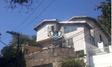 SOBRADO EM CONDOMÍNIO FECHADO  NO TREMEMBÉ DE ALTO PADRÃO COM 04 DORMITÓRIOS SEN