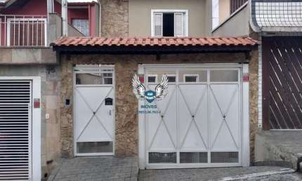 SOBRADO COM 03 DORMITÓRIOS SENDO 01 SUÍTE E GARAGEM PARA 05 VAGAS