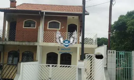 Sobrado próximo ao horto florestal com 04 dormitórios sendo 01 suíte