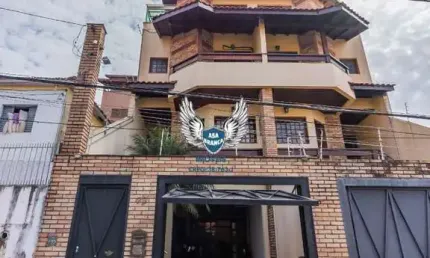 Imóvel de alto padrão 3 dormitórios sendo 2 suítes, quarto empregado, salão de f