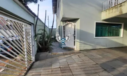 Sobrado de 03 dormitórios sendo 03 suítes com 03 vagas de garagem