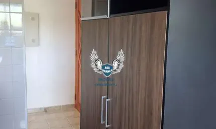 APARTAMENTO NO JARDIM PERI 02 DORMITÓRIOS E 01 VAGA DE GARAGEM