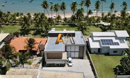 CASA 6 SUÍTES EM GUARAJUBA - FRENTE MAR (PORTEIRA FECHADA)