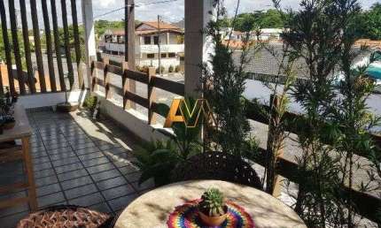 Casa à venda no bairro Vila de Abrantes (Abrantes) - Camaçari/BA