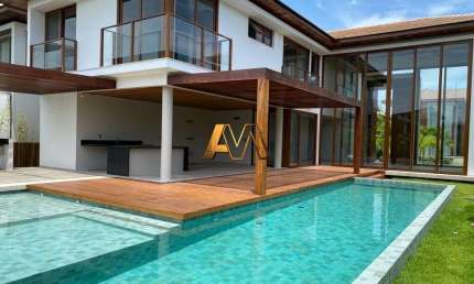 Casa à venda no bairro Praia do Forte - Mata de São João/BA