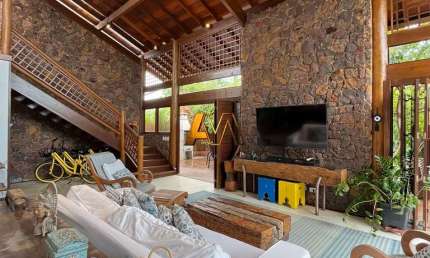 Casa em condomínio fechado com 5 quartos à venda na Piscinas Naturais, 176, Praia do Forte, Mata de São João
