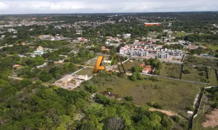 Terreno em condomínio fechado à venda no Itacimirim, Camaçari 