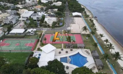Terreno à venda na Avenida Humaitá, 250, Guarajuba, Camaçari