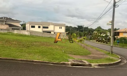 Terreno em condomínio fechado à venda na Rua Caraíva, S/N, Alphaville (Abrantes), Camaçari