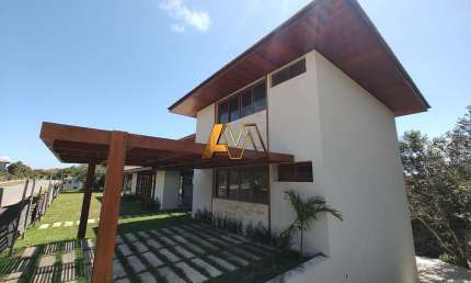 Casa à venda no bairro Praia do Forte - Mata de São João/BA