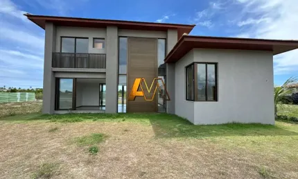 Casa à venda no bairro Praia do Forte - Mata de São João/BA