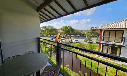 Apartamento à venda no bairro Praia do Forte - Mata de São João/BA
