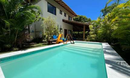 Casa à venda no bairro Praia do Forte - Mata de São João/BA