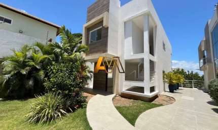 Casa à venda no bairro Pitangueiras - Lauro de Freitas/BA