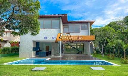 Casa à venda no bairro Praia do Forte - Mata de São João/BA