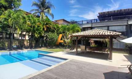 Apartamento à venda no bairro Praia do Forte - Mata de São João/BA