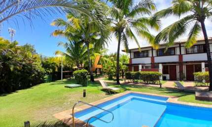 Apartamento à venda no bairro Praia do Forte - Mata de São João/BA
