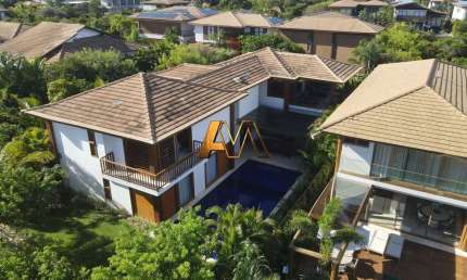 Casa à venda no bairro Praia do Forte - Mata de São João/BA